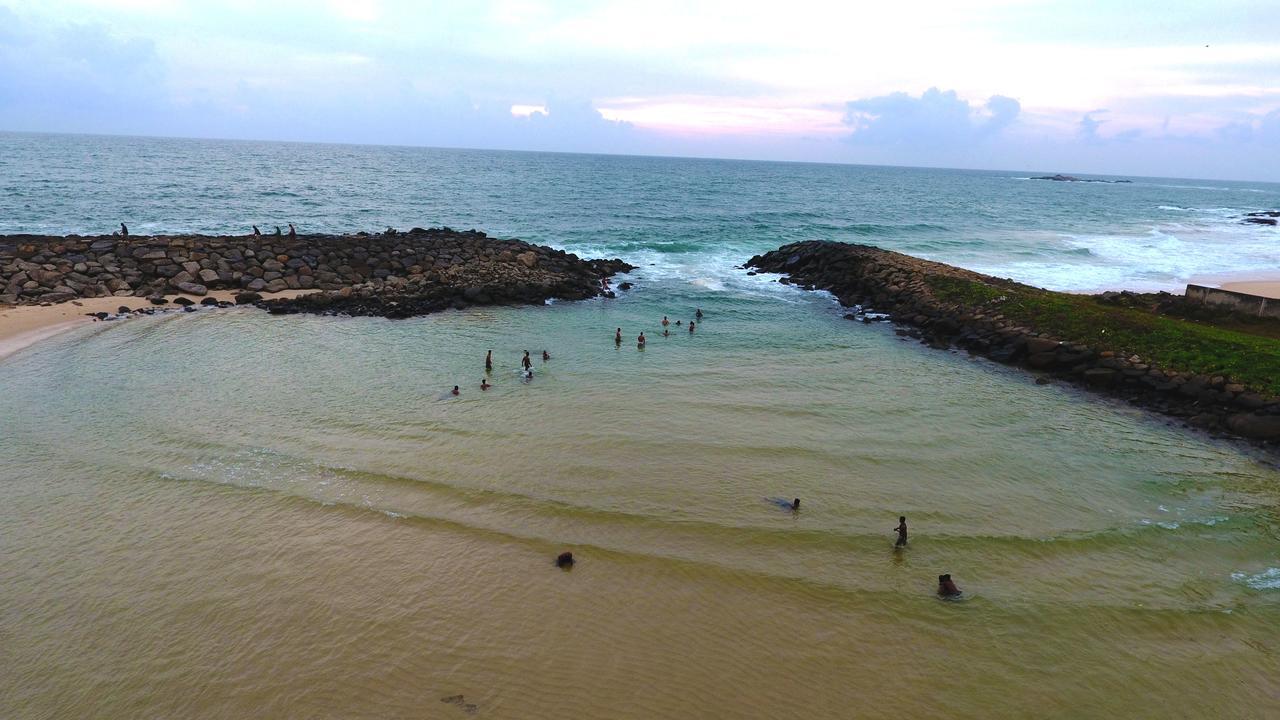 New Shangrela Beach Resort Ambalangoda  Exterior foto