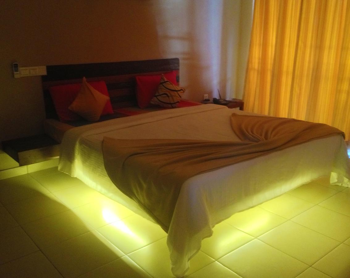 New Shangrela Beach Resort Ambalangoda  Exterior foto