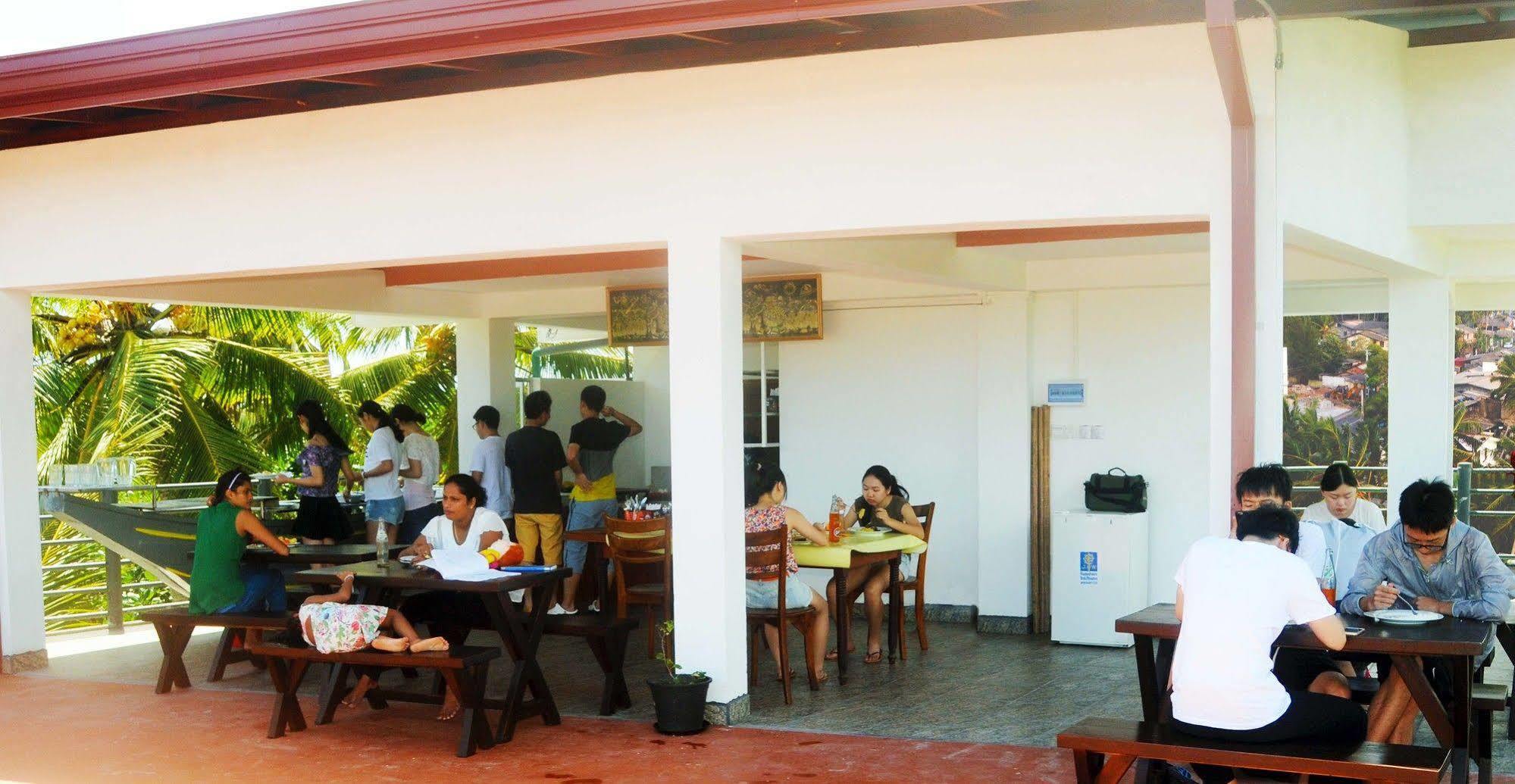 New Shangrela Beach Resort Ambalangoda  Exterior foto